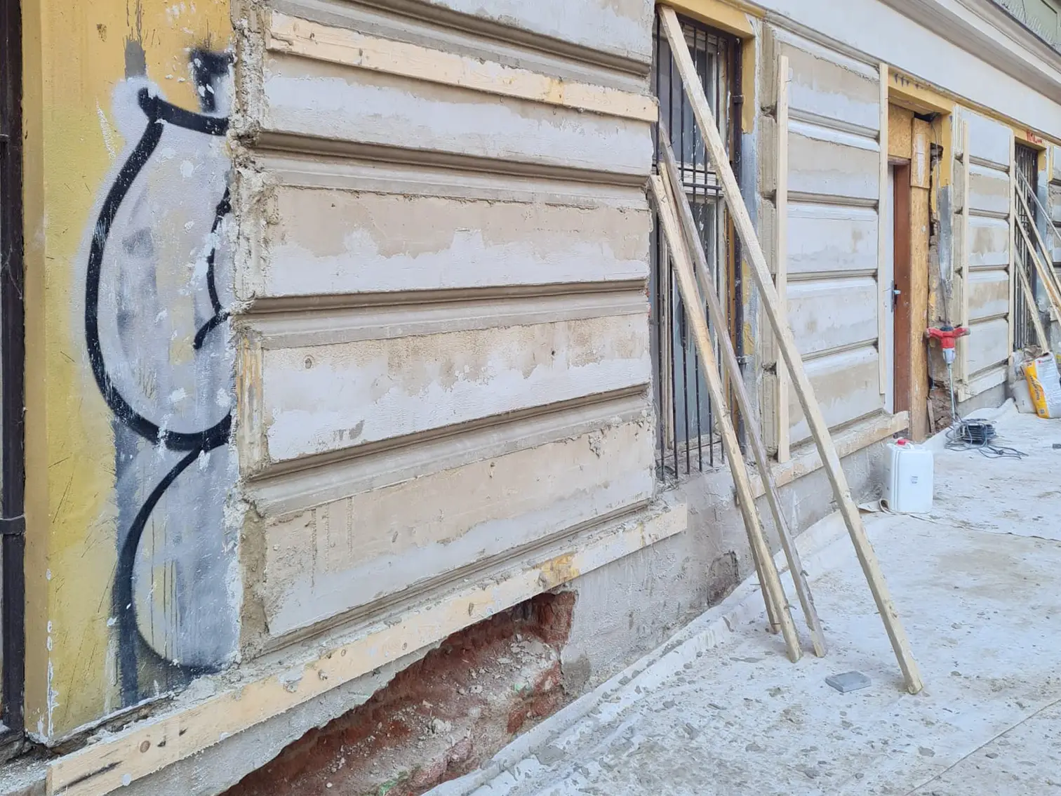Historical facade restoration